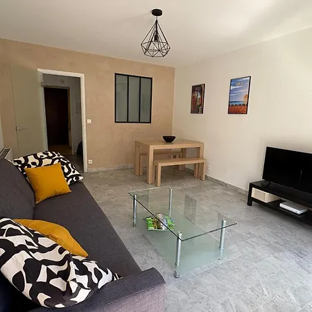 T1 Lumineux Terrasse & Parking, Coeur Juan-les-pins Appartement *